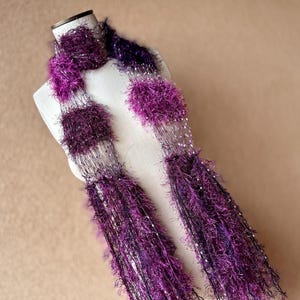 Purple and Plum Spring Scarf with Fringe. One of a Kind Bild 5