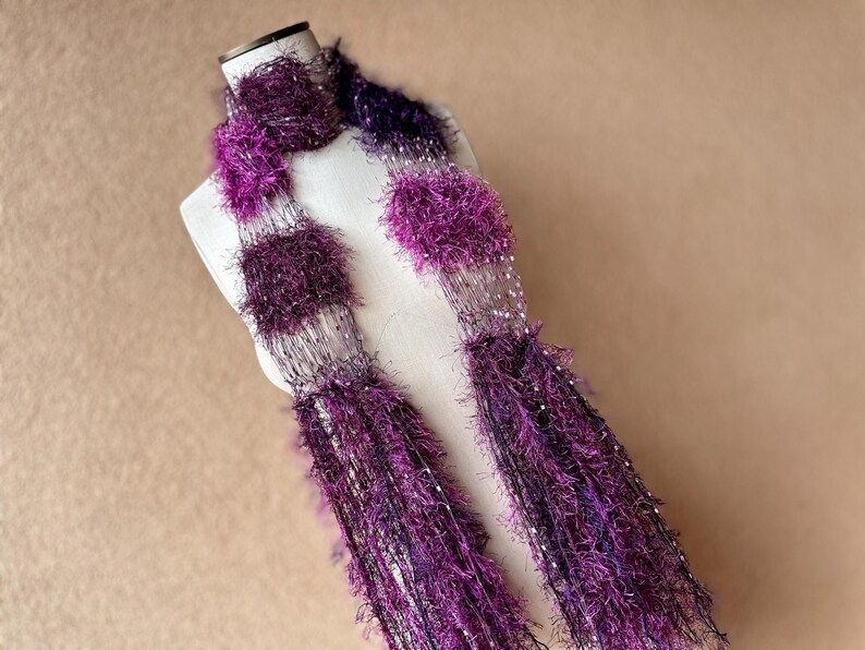 Purple and Plum Spring Scarf with Fringe. One of a Kind Bild 5