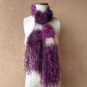 Purple and Plum Spring Scarf with Fringe. One of a Kind Bild 3
