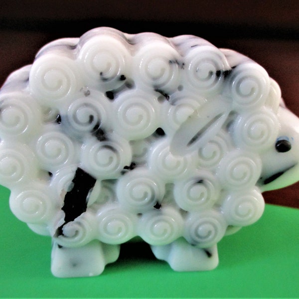 Soap. Woolly Sheep. Moisturizing glycerin body and facial bar. Animal soap. Party gifts/favors.