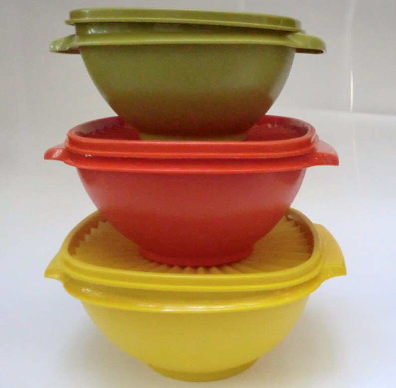 VINTAGE Tupperware Bowls SET of THREE Etsy