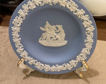 Handcrafted Blue Ceramic Plate Set: Elegant Dining Essentials Artisan Blue Dinner Plates Timeless Tableware Collection