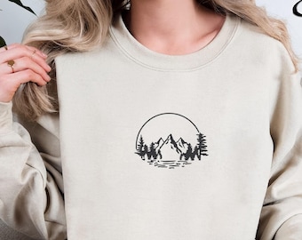 Suéter con árboles y montañas bordados, suéter con paisaje de montaña, diseño de bosque y montaña, suéter con escena de la naturaleza