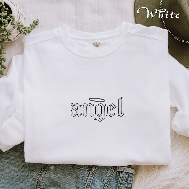 Embroidered Angel Sweatshirt, Angel Wings Crewneck, Women's Fashion, Angel on Earth Sweater, Cherub Angel Comfort Colors Sweat