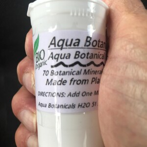 Aqua Botanicals H2O Plant-Based Mineral (70 Minerals)Water Additive NOT Derived from Rocks 100% Bio-Available Hydration Makes 250 Bottles