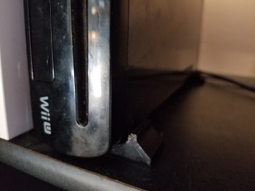 Nintendo Wii U Vertical Stand Console Case System Display Charging Dock