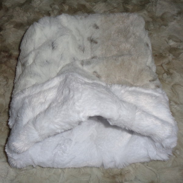 Hedgehog - Snuggle Sack- Hedgehog - Frosted Lynx with coordinating Minky fur lining - 9"x9"