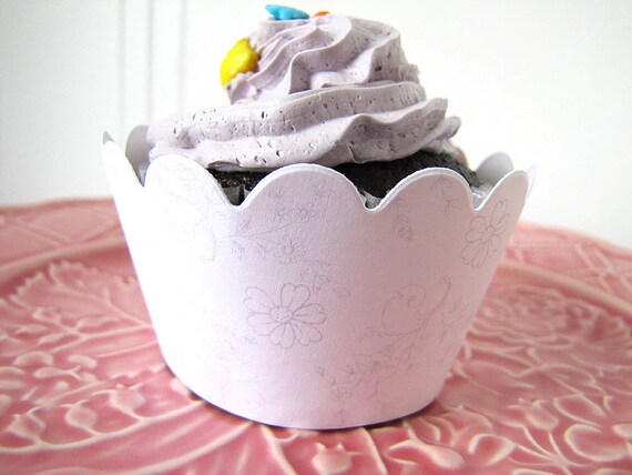 Items similar to Sweet Vintage Floral Cupcake Wrappers on Etsy Items similar to Sweet Vintage Floral Cupcake Wrappers on Etsy