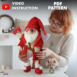 Modello PDF mr.Valentine Gnomo in accappatoio e biancheria intima 53 cm (21")