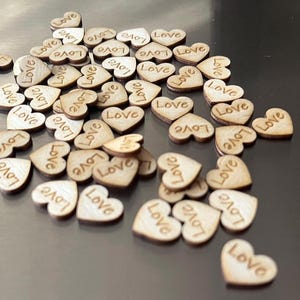 Table Confetti Wedding Favors Party Decoration Gift Idea Rustic Wooden Heart Engraved Love Decor Set of 100
