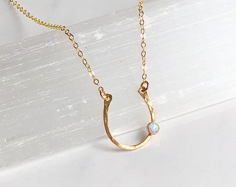 lucky horseshoe opal necklace