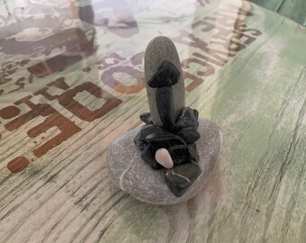 Rocking figurine made of sea stone Meditation stone set Balancing stones Stone stacking Beach stone Beach pebbles Balancing stone set