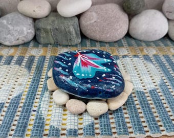 Handmade Stone Tea Light Holder Coastal Pebble Tea Light Holder Pattern Coastal  Sea Stone Designer Tea Light Holder for Christmas Gift