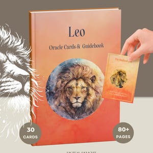 Könnte beinhalten: Ein Leo Oracle Karten & Guidebook Set mit einer Löwenillustration. Das Set enthält ein Buch mit dem Titel "Leo Oracle Cards & Guidebook" und eine Karte. Das Buch hat über 80 Seiten und das Set enthält 30 Karten.