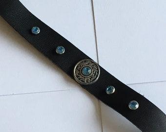 Black Leather Choker w/5 Light Blue Gems (Florentine - floral center)