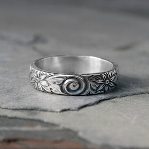 Flower Spiral Sterling Silver Ring Band, Etched Patterned Stacking Ring, Floral Swirl Pattern, Wedding, Engagement, Promise image 3