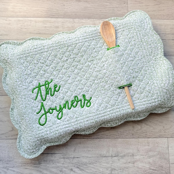 Casserole Dish Cover 9x13  | Embroidered | Quilted | Personalized Gift | Housewarming | Wedding | Christmas | Bridal Shower | Scolloped Edge