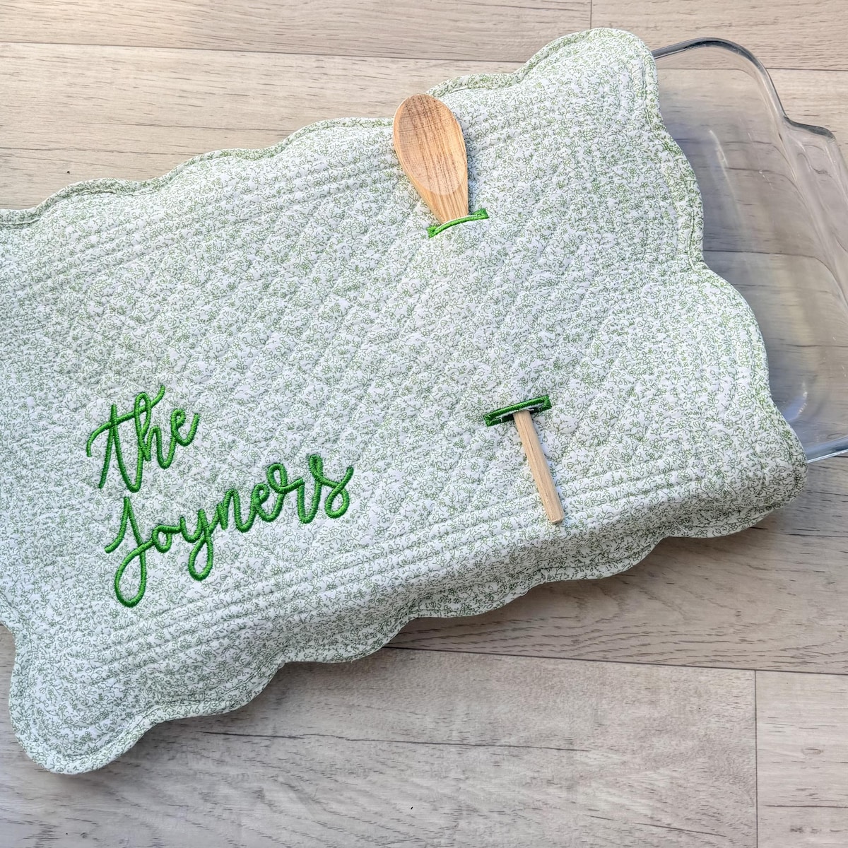 Personalized Casserole Dish Cover | Embroidered