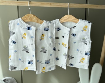 Organic Muslin Baby Vest, Eco-Friendly Babywear, %100 Cotton Newborn Gifts, GOTS Certified Muslin Vests, Unisex Baby Outfits