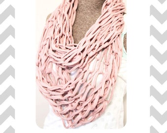 Arm Knitted Infinity Scarf Tutorial PDF