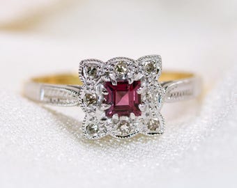 Vintage Ruby Diamond Ring – 18K Yellow Gold, Platinum Setting, Size O.5