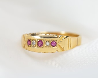 Antique 18ct Gold Ruby and Diamond Ring - Geometric Design, Size O