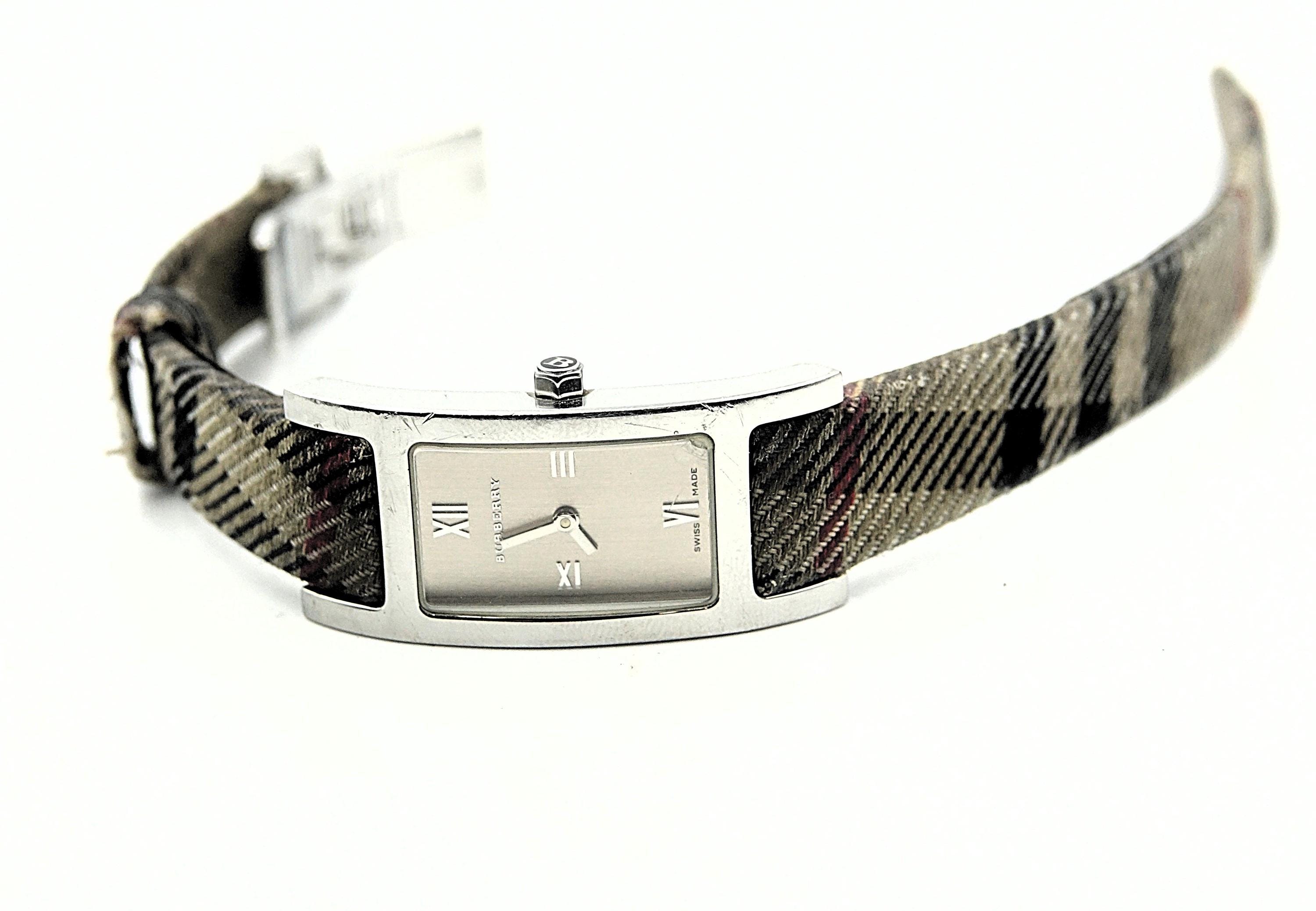 BURBERRY LONDON LADIES Tank Watch Beautiful Designer Fashion  display picture 1