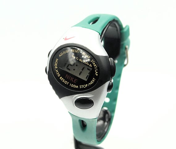 Beautiful Rare NIKE TRIAX SWOOSH Green Ref. WG41-0010 - Vintage