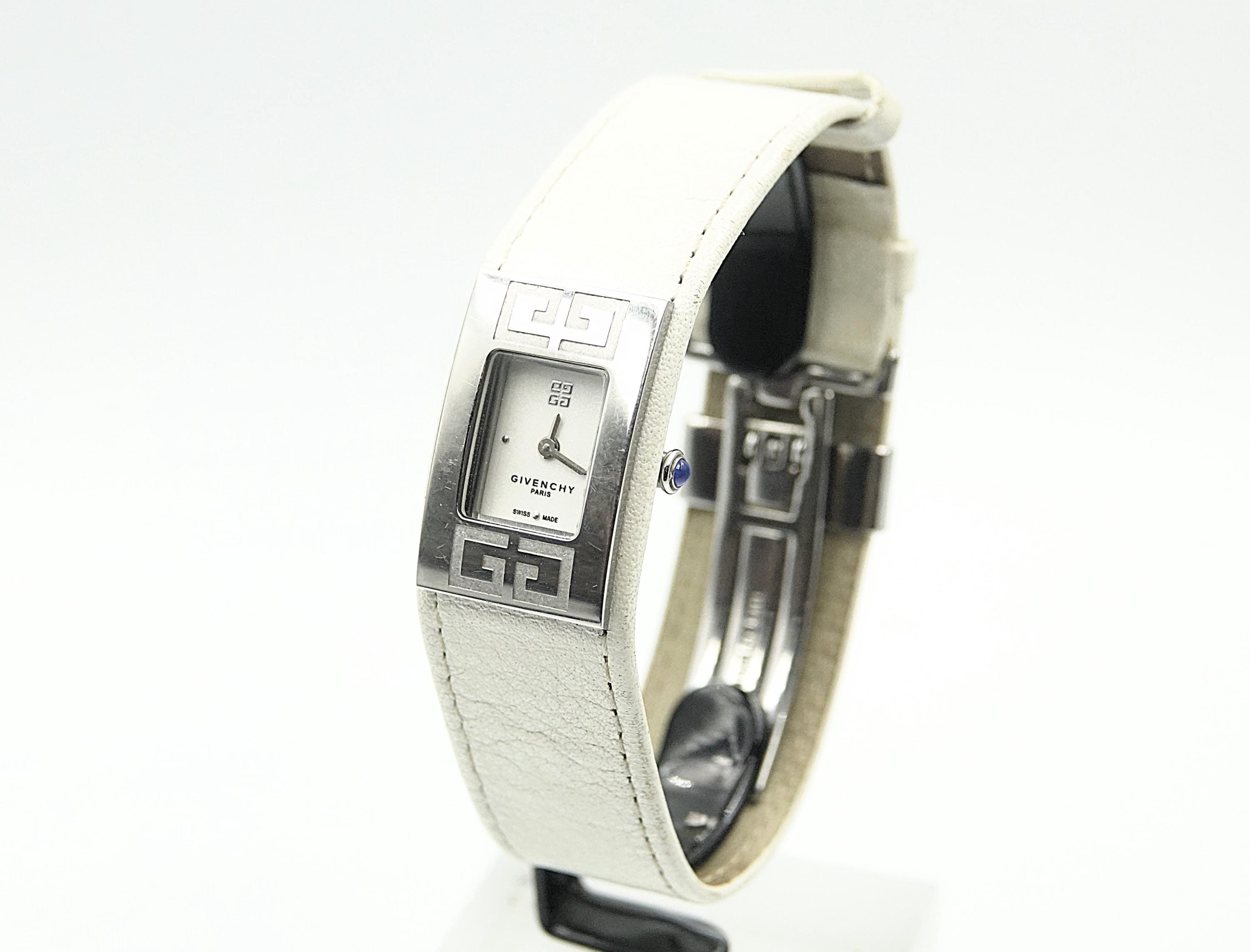 GIVENCHY Tank Watch Beautiful Designer Fashion Brand  display picture 1