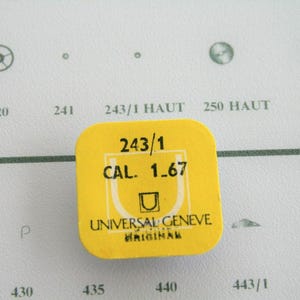 UNIVERSAL GENEVE - CAL. 1 67 part nr. 234/1 - original vintage - genuine parts - swiss made -