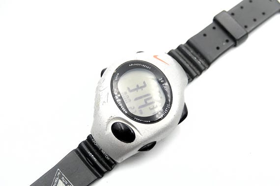 Beautiful Rare NIKE TRIAX SWOOSH Ref. WK45-4000 D394391 - Vintage