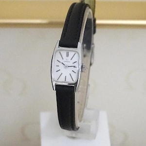 Reloj Omega de cuerda manual, estilo tanque, para mujer, calibre ST 511.268.