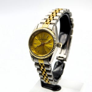 JUDY LIPSON Cocktail Fluted Bezel Gold Plated Watch Hand Wind Mechanical - original - vintage - running - Great condition