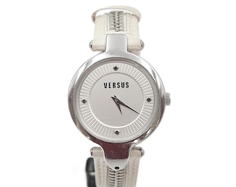 GIANNI VERSACE VERSUS Large Ladies Designer Fashion Watch with a Zipper Band - original - Designer -running - excelent condition - SOB070015