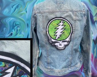 Women's Small Steal Your Face jean jacket, stealie jean jacket, grateful jean jacket, hippie jean jacket,OOAK hippie jean jacket,OOAK Dead J