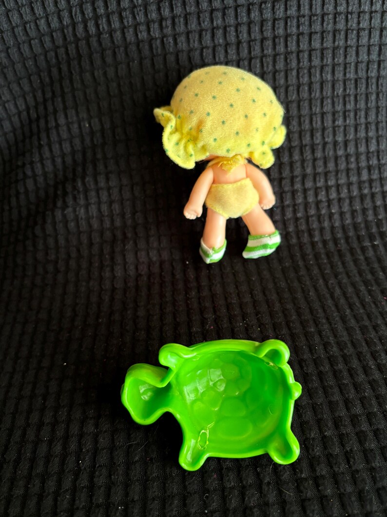 Apple Dumplin W/tea Time Turtle. Strawberry Shortcake American Greeting