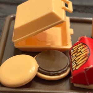 Barbie McDonald’s Meal Tray. Mini  meal with carton, fries, drink cup & 3 piece burger on brown tray. 7 pieces in total. EUC. See pics.