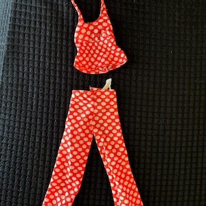 Best Buy Barbie Fashion 1974. #7813 Red pants with white polka dots, Pants & Halter Top. In GUC except elastic waistband. See pics + details