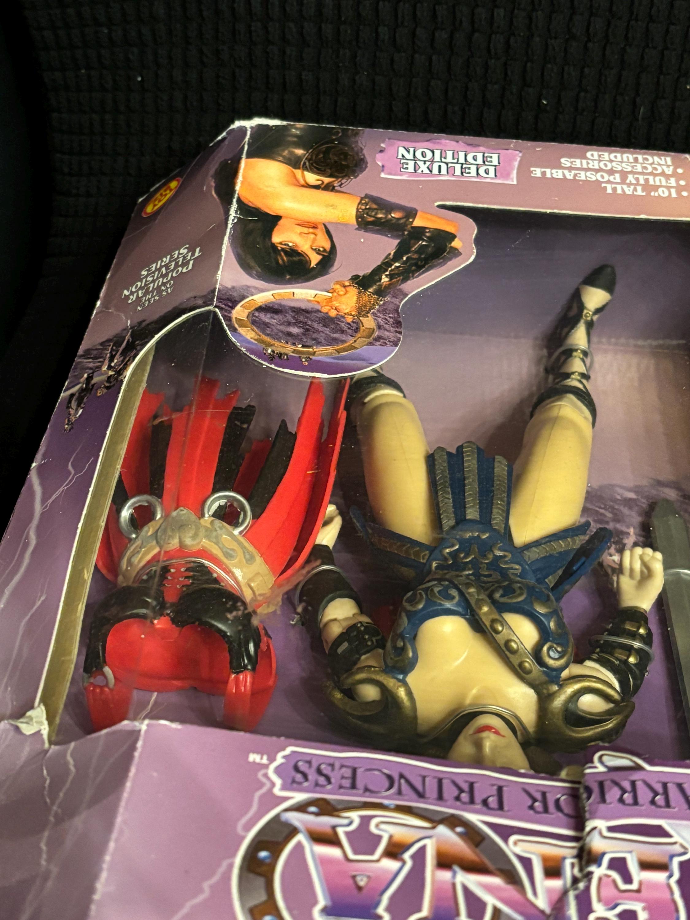 1996 10” Xena Warrior Princess Deluxe Edition Action Figure - Toy