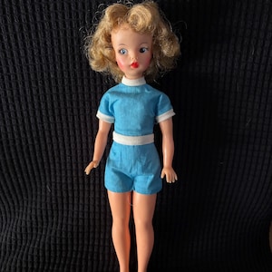 1960s IDEAL  blonde SL Tammy. B-12 #1 body, BS-12 head. W original outfit. Nice doll! Read/see pics.