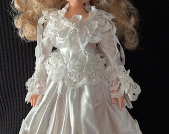 1970s Furga 17” Bride Doll: Italian