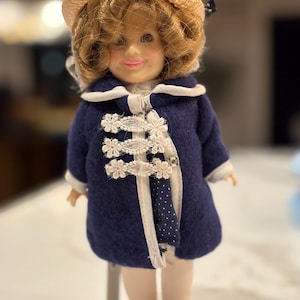 1983 IDEAL Shirley Temple “Poor Little Rich Girl” Doll: 8&quot; vinyl Doll with Stand