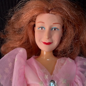 Wizard Of Oz “Glinda” Good Witch 12&quot; Doll. Multi Toys MGM 1985. Wearing original dress. Read below/ See pics.
