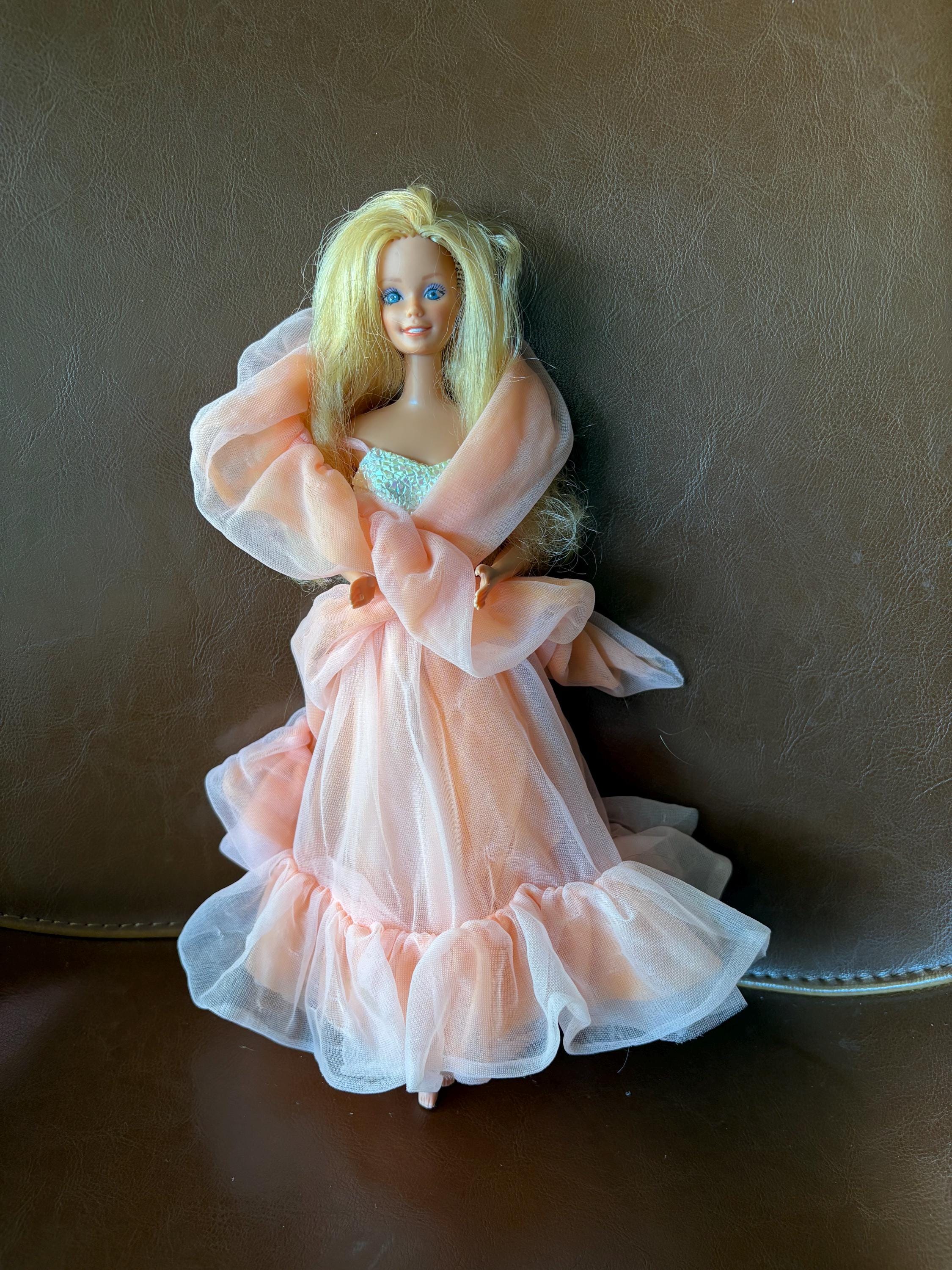 Barbie  Peaches’n Cream 1984 Vintage 超レア Barbie Peaches'n Cream 1984 Vintage 超レア - メルカリ