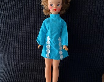 Vintage Ideal Tammy Doll: 1960s Straight Leg Doll, B-12 Body. ISSUES
