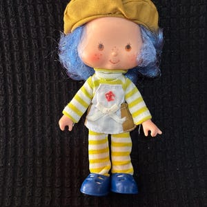 1982 “Crepe Suzette” the French International friend, SSC doll. Kenner/Am. Greetings #44910. Original clothes, replacement shoes. Read/see