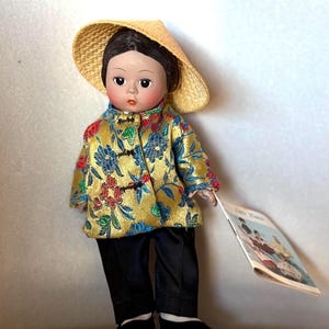 マダム アレクサンダー キンズ ８” #380-1957 (BKW) マダム アレクサンダー キンズ 8” #380-1957 (BKW)