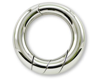 Cast Loop Metal Puzzle, Hanayama Brain Teaser, Vesa Timonen Design (Difficulty 1)