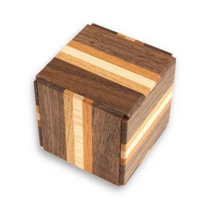 Japanese Puzzle Box Karakuri New Secret Box III, Box 3, Wood Puzzle Box, Wooden Brain Teaser, Trick Box, IQ Logic Teaser, Japan Box