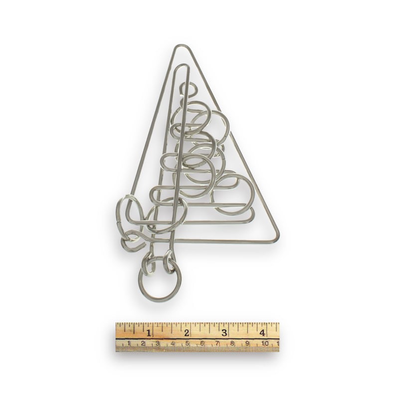 Chinese ring brain teaser puzzle in metal